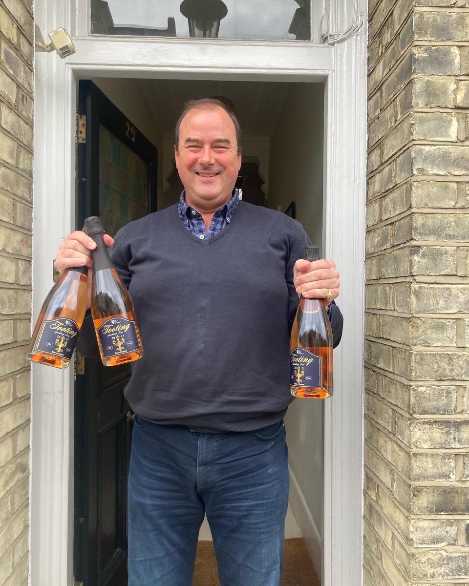 Urban Wine Company (@urbanwineuk) on Twitter photo Sean happy- latest chateau tooting delivery. Wine has Seans garden grapes included -alongside 100 other London garden grapes. The blush fizz is available to order via our online shop on our website. Wine tastes of tongue tingling summer berries. <a href="/tootingnewsie/">Tooting Newsie</a> <a href="/MNWandsworth/">Mumsnet Wandsworth</a> Sean happy- latest chateau tooting delivery. Wine has Seans garden grapes included -alongside 100 other London garden grapes. The blush fizz is available to order via our online shop on our website. Wine tastes of tongue tingling summer berries. <a href="/tootingnewsie/">Tooting Newsie</a> <a href="/MNWandsworth/">Mumsnet Wandsworth</a>