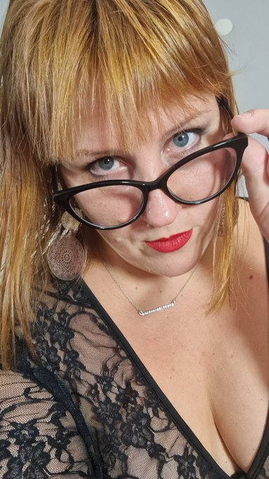 I'll be online in 30 minutes💋💋💋 https://t.co/oG74QBkoWf