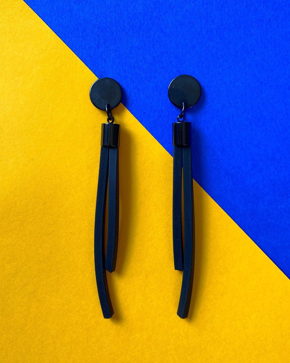 KNOTpredictable's tweet photo. There is beauty in simplicity.✨

#KNOTpredictable #artwear #madeinpuertorico #ethicallymade #sustainablefashion #handmade #shopsmall https://t.co/uWnE0crJkB