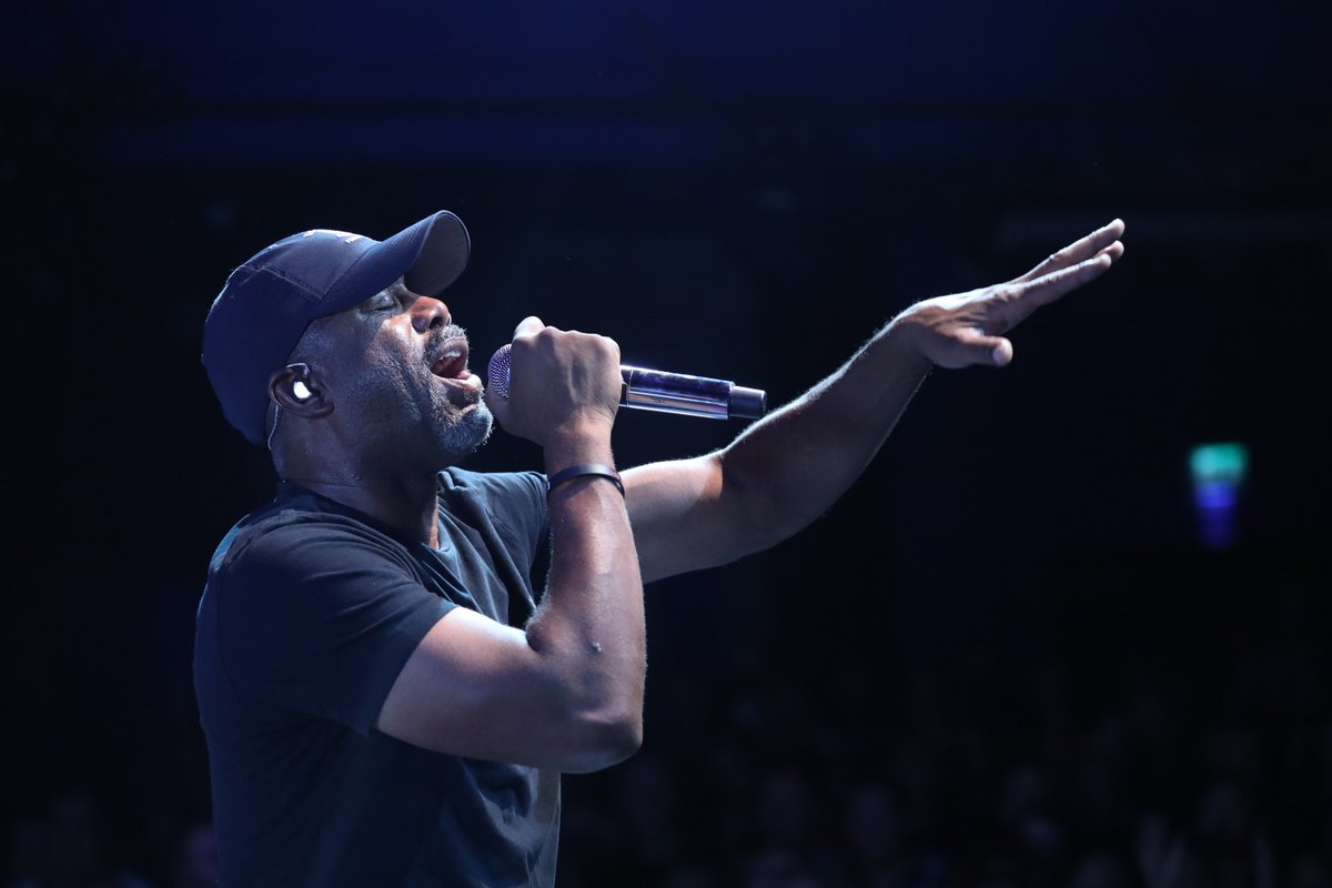 Hootie & The Blowfish tweet media
