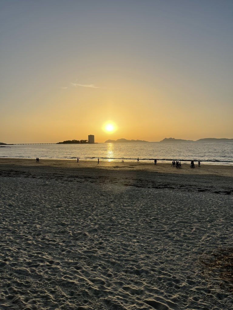 agnethe888's tweet photo. Islas Cíes (The Cíes Islands) in the distance… captured on an evening walk on Playa Samil after a long, but great day, at @ConxemarOficial just in front of @Attica21Hotels https://t.co/OiRtseNMex