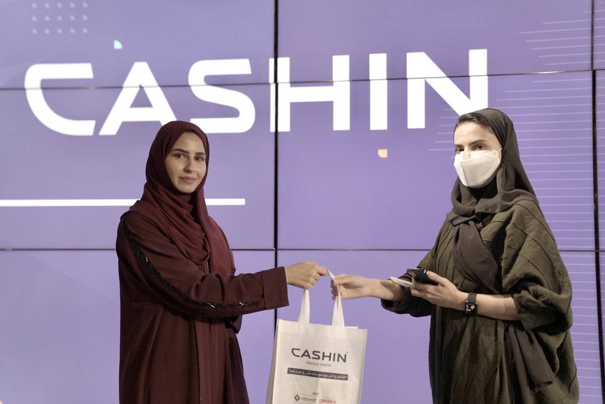 cashin_sa's tweet photo. مقتطفات لقاء اليوم (المخاطر المالية) ✨
والتي قدمتها سفيرتنا في كاشن @rahom1995 

نشكر @Risks_KSU @EPC_KSU @SME_SC على التعاون معنا لإنجاح هذا اللقاء 🤍 https://t.co/Y4oVLXgx0F