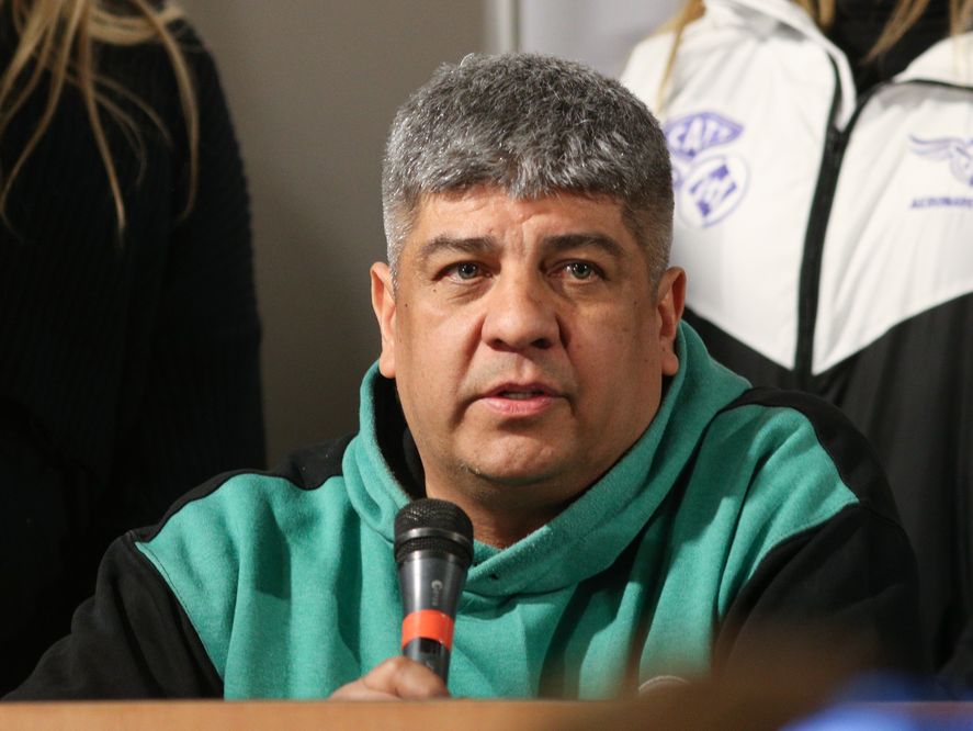 🔴#AHORA

Camioneros pidió un 131% de aumento en la primera audiencia con empresarios: las negociaciones continuarán la próxima semana

#paritarias
#4Octubre 
#camioneros
#martes