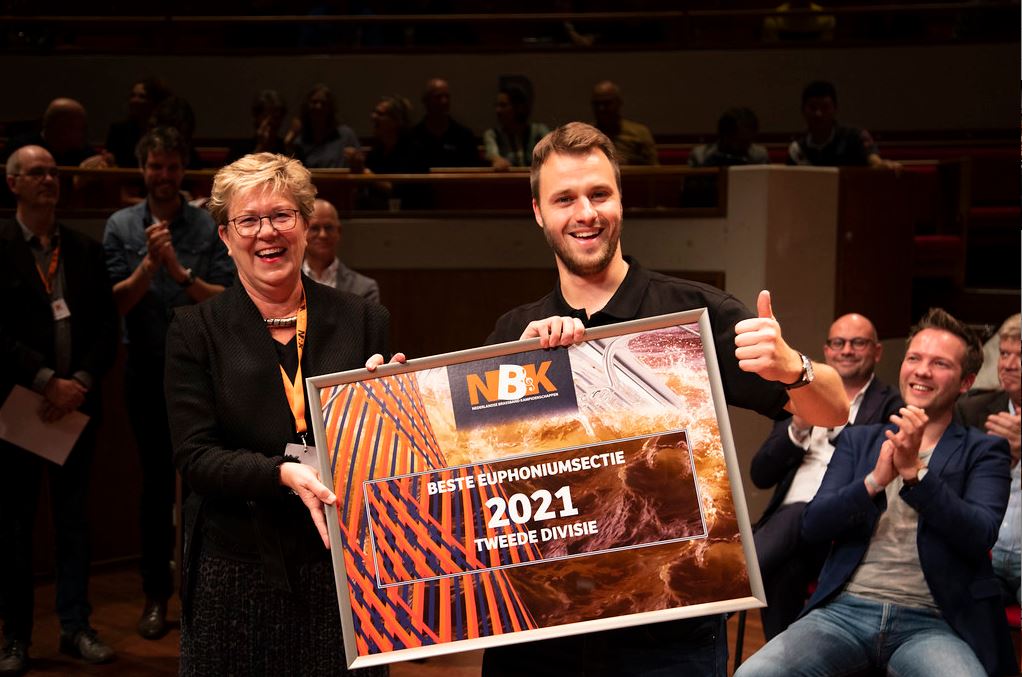 Tijdens de NBK 2022 kunnen in alle divisies solisten en secties extra prijzen winnen. Bekijk de prijzen per divisie op enbk.nl.
Wie is jouw favoriet?