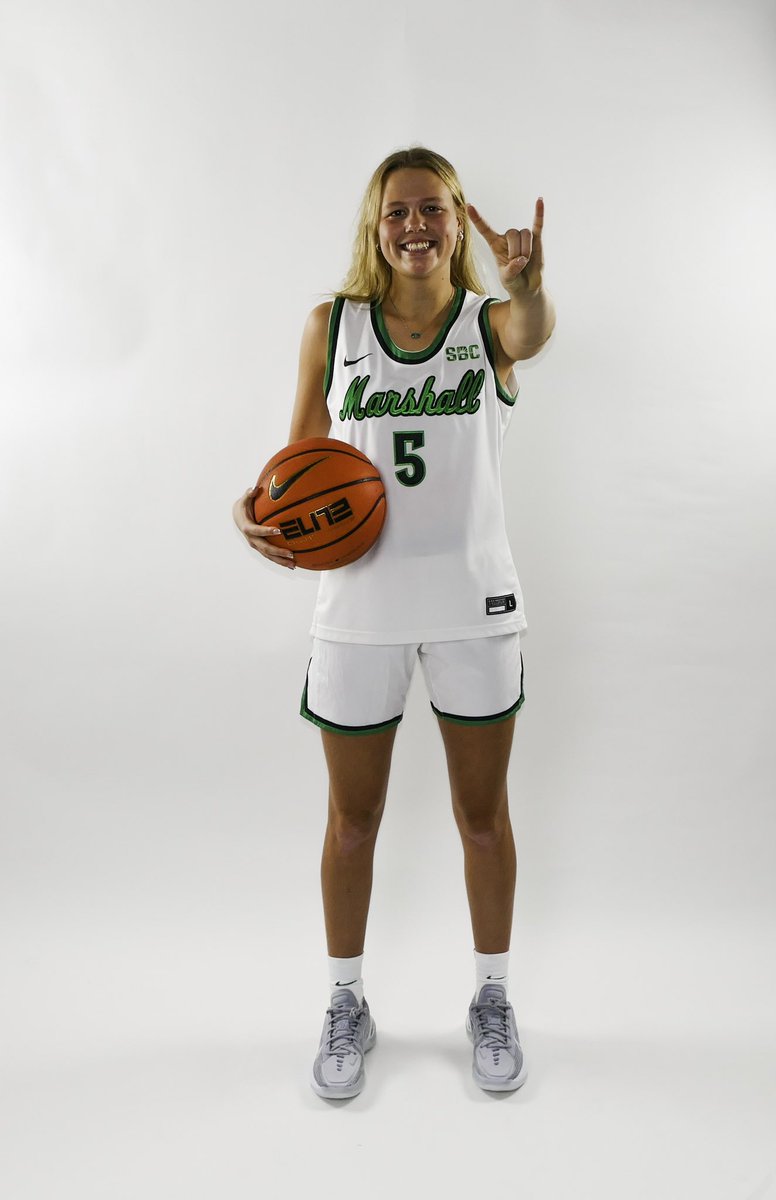JamisynStinson1's tweet photo. Thank you @CoachTonyKemper and @jennab_13 and the rest of the coaching staff for a great visit!! https://t.co/FPy3c4j41b