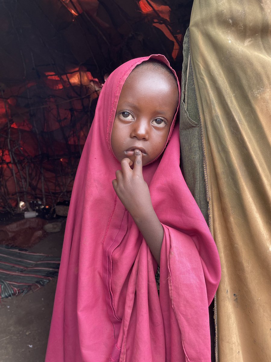 Ed Habershon (@edhabershon) on Twitter photo Our special report on BBC News at Ten - <a href="/AndrewWJHarding/">andrew harding</a> reports from Somalia where 100,000s are facing famine once again amid drought & conflict - with desperate calls for more help w/<a href="/imagejunkies/">Christian Parkinson</a> 🎥 #BBCNewsTen #drought #Somalia Our special report on BBC News at Ten - <a href="/AndrewWJHarding/">andrew harding</a> reports from Somalia where 100,000s are facing famine once again amid drought & conflict - with desperate calls for more help w/<a href="/imagejunkies/">Christian Parkinson</a> 🎥 #BBCNewsTen #drought #Somalia