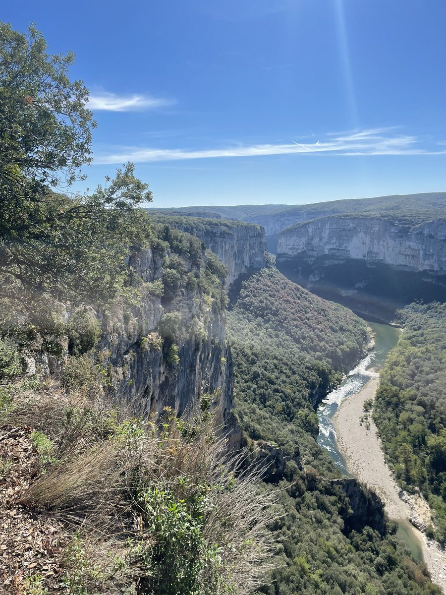 Toughest day so far…. an amazing experience and exhausted! The Ardeche Gorge is incredible to see and cycle 😅🚴🏻‍♀️- in support of <a href="/RNIB/">RNIB</a> Day 10 France e2e - Gorgeous Gorges on <a href="/relivecc/">Relive</a>! #GetOutThere  relive.cc/view/vPv4AJdoX…