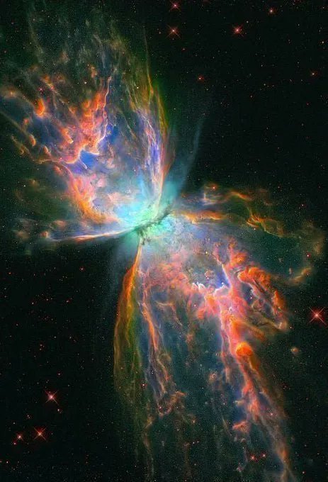'Stunning! The ‘Butterfly Nebula’ as captured by Hubble More: buff.ly/3KWaaxW