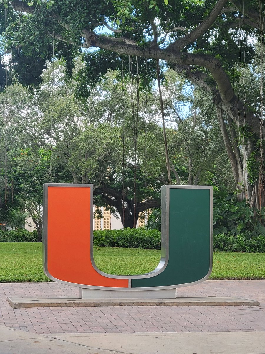 Just finished a quick trip to the University of Miami, Geography Department to give two lectures about vector control to Global Health students. Thank you Dr. Imelda Moise for the invitation.  @ImeldaMoise <a href="/305Mosquito/">Miami-Dade County Mosquito Control</a>