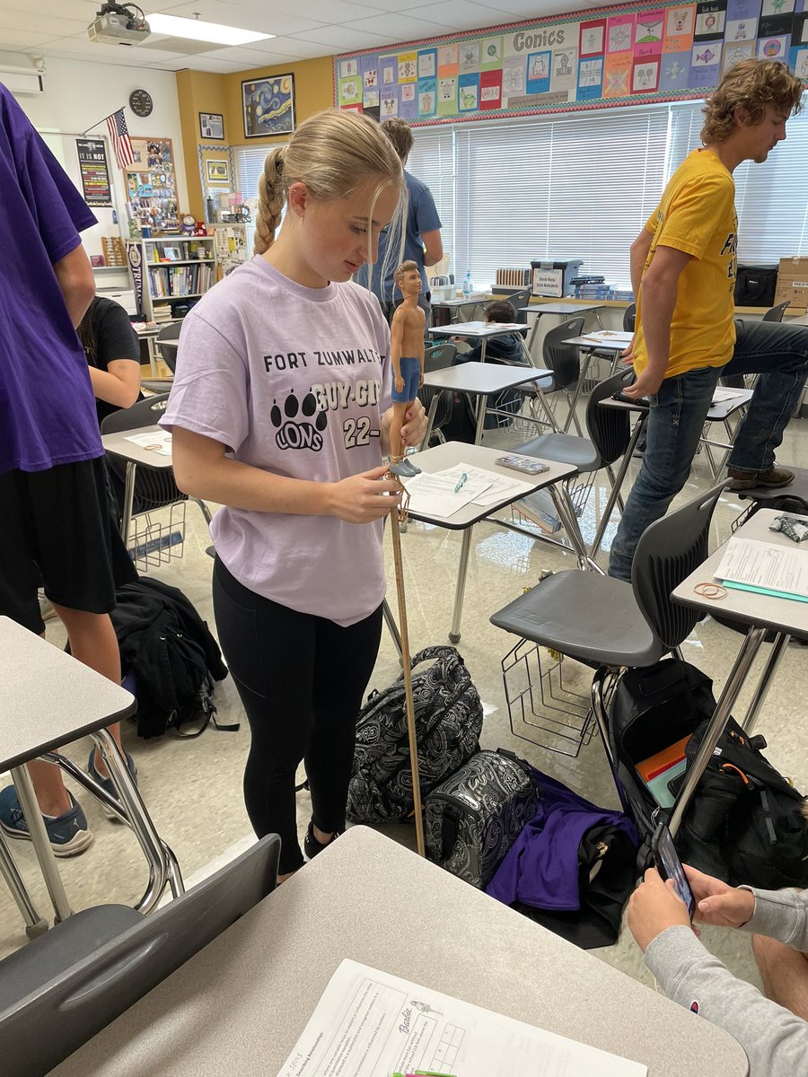 Mrs. Venneman tweet media