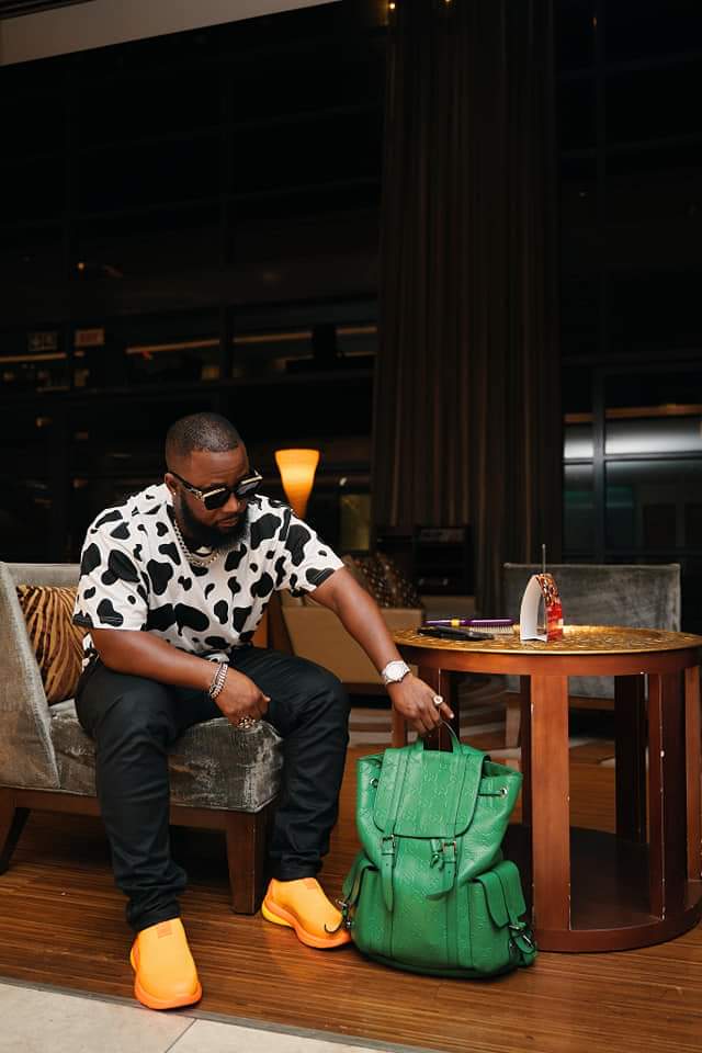 WantsebaMos's tweet photo. Sprinkler Stop Valve Inside Green Backpack.
|Yeezys|Centurion|FC Barcelona|Ford Ranger|Sig Ngesi|Erasmus
#streetstyle #streetfashion #Streetwear #Champions https://t.co/Qxv3rHViT8