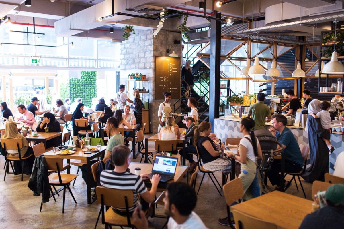 bashayerferdan's tweet image. تزدهر ثقافة القهوة في دبي ، بفضل موجة من المقاهي المحلية الرائعة التي تسلط الضوء على أطباق الإفطار طوال اليوم والمشروبات المتخصصة التي تحتوي على الكافيين

#coffee #dubai #lunch