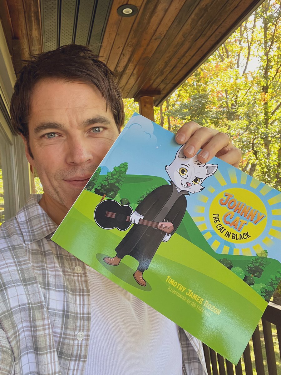 TimRozonIntl's tweet photo. On this #timstachetuesday I decided to show one more time my support to #timrozon by ordering his first kids book #JohnnyCat on Amazon.
I know that I'm not a kid and I don't have one but I'm on #teamtim 😉
@realtimrozon, I'll make you sign this one 😁 https://t.co/GeQZtAeikJ