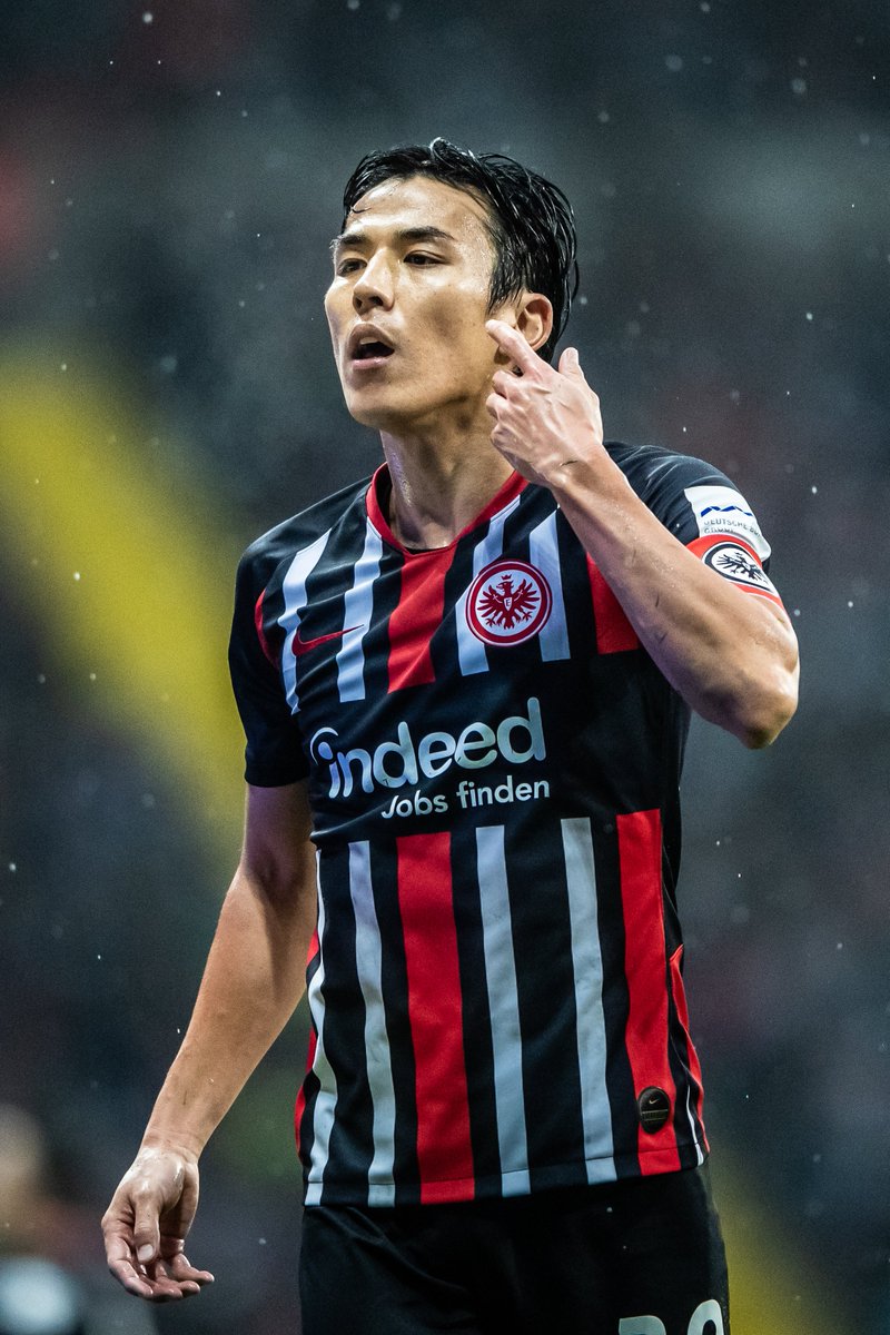 b2001_j's tweet photo. Makoto Hasebe stats 🆚 #TottenhamHotspur:
- 90'
- 3 clearances
- 1 blocked shot
- 1 tackle
- 0 times dribbled past
- acc. passes: 51/60 (85%)
- ground duels (won): 4 (4)
- aerial duels (won): 1 (1)
- 0 fouls
- was fouled 3 times

38 years old. Pure class. #SGETOT #UCL #SGE https://t.co/4oXfbb9d7V
