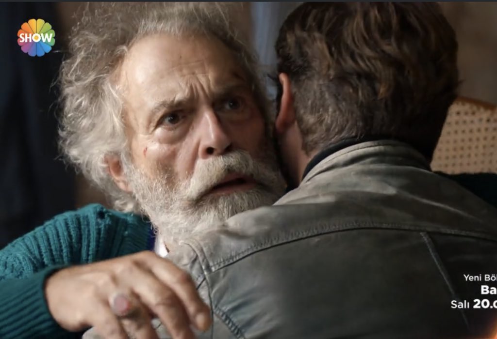 Şu an Haluk Bilginer'i izlemeyen çok şey kaybediyor.

#Baba