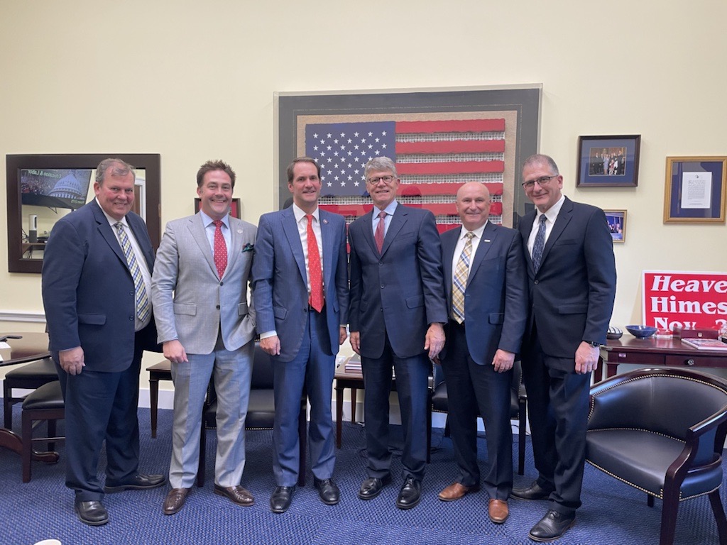 AEMAdvocacy's tweet photo. We support free & fair-trade policies and agreements that keep the equipment manufacturing industry strong! We enjoyed discussing our ideas about ways Congress can work to improve our global trade relations and curb the misuse of tariffs with Rep. Jim Himes during the #AEMFlyIn! https://t.co/gCS5WNSs4f