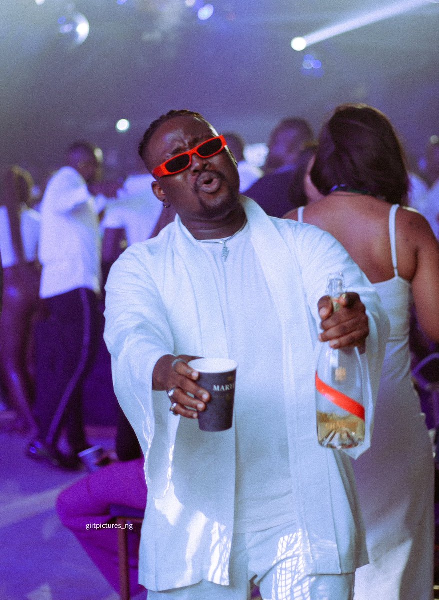 rooboyway's tweet photo. Martell Boy!! #L2DW #CoolestTribe #HotBoy
📸 @giitpictures_ng https://t.co/zXqDrF4rrs