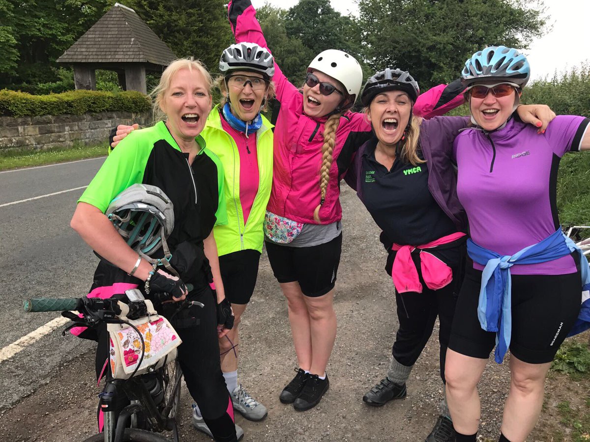 moakes_loo's tweet photo. @RozieBM @YMCAEastSurrey Absolutely Adored Kim - Beautiful Beautiful Special Funny Lady - Treasured memories of a Very Gorgeous Joyful Star. https://t.co/6BWK8GaIWm