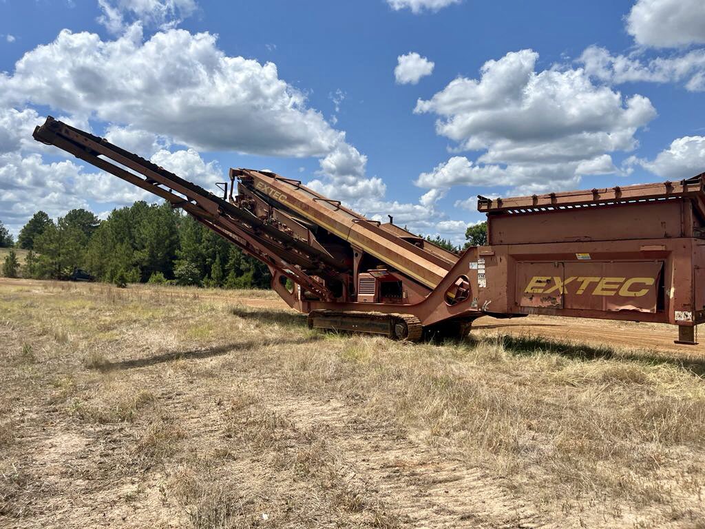 2007 Extec S5 Double Screen $85,000
Full after market support

Sand, gravel, coal, limestone, granite, iron ore, soil, concrete, construction and demolition, landfill, road plannings

P: 512 534 8592
Adrian@crushingtigers.com

#crushing #screen #rock #aggregates #machine #texas