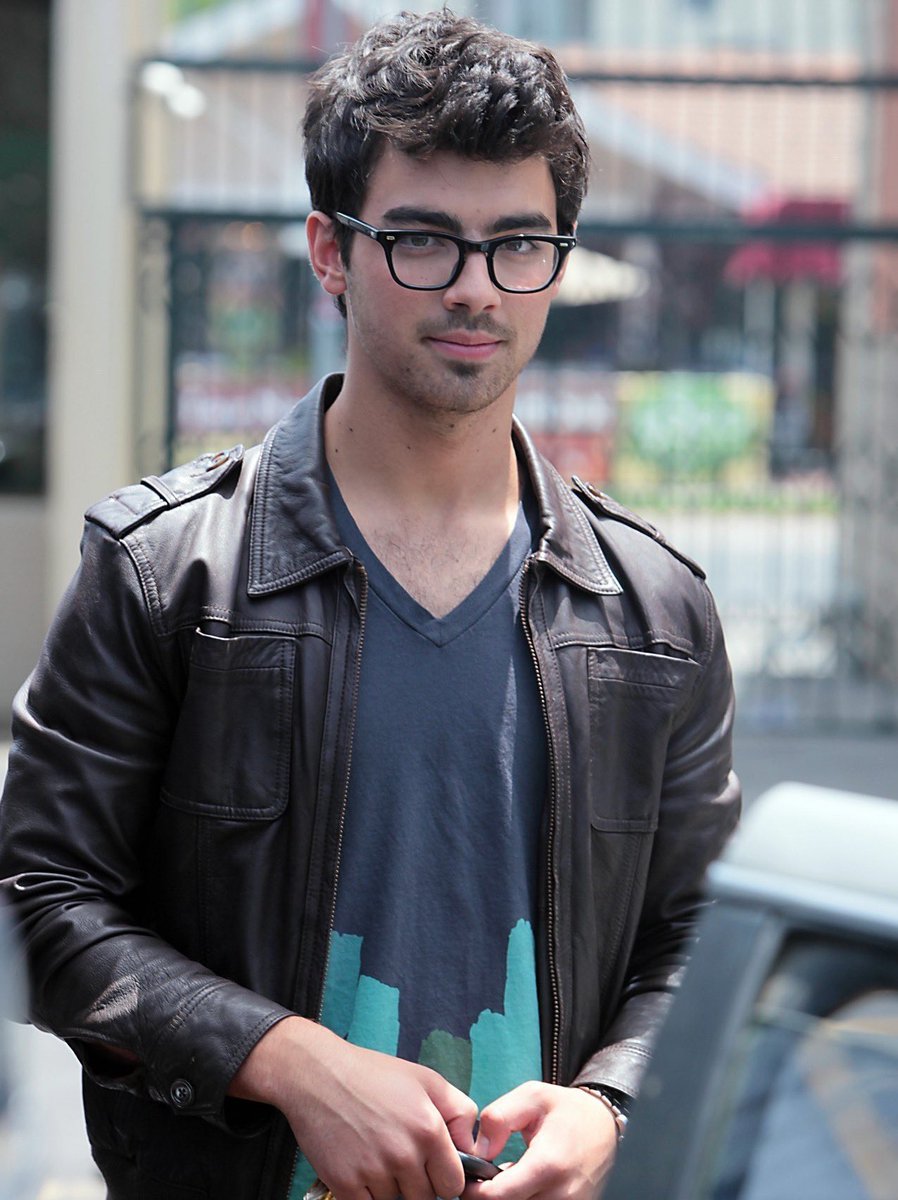 joe jonas archive on Twitter "joe jonas, 2010."
