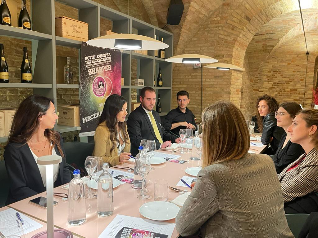 Few pics of our latest events organized at <a href="/UniMC/">Università di Macerata</a> during <a href="/sharpernight/">SHARPER Night</a>. Our core team member, <a href="/SimonaTiribelli/">Simona Tiribelli</a>, has shared the societal import of the project and the main activities promoted with <a href="/KU_Leuven/">KU Leuven</a> and @UMCS on the design of e-health tech respecting fundamental rights.