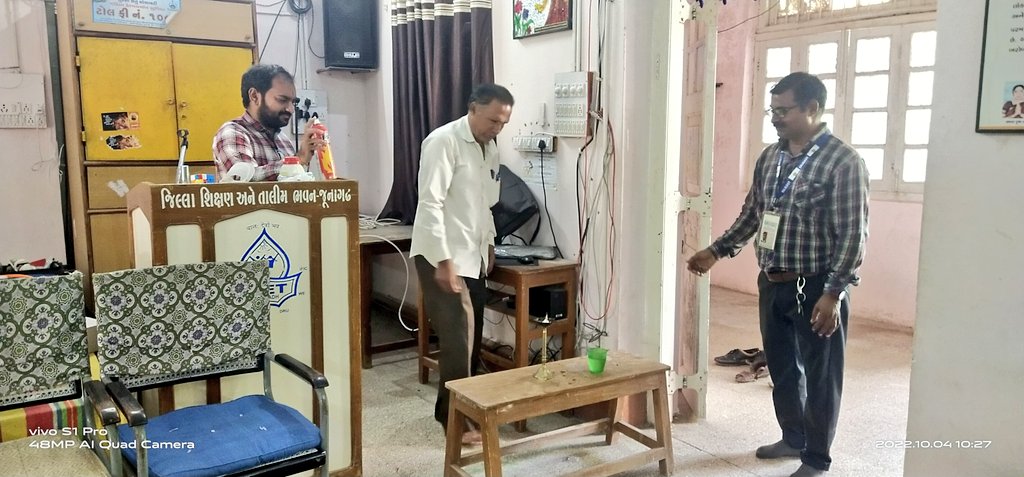 CscJunagadh's tweet photo. #WorldSpaceWeek2022 Program #Teachers Training, Lecturers and Practical Work @DietJunagadh @InfoGujcost @JunagadhGog @dstGujarat @IndiaDST @isro @vnehra @narottamsahoo @jitu_vaghani @PMOIndia @CMOGuj @collectorjunag @UN @OfficeJunagadh @GhunchalaVd https://t.co/k4wBJ3NFqG
