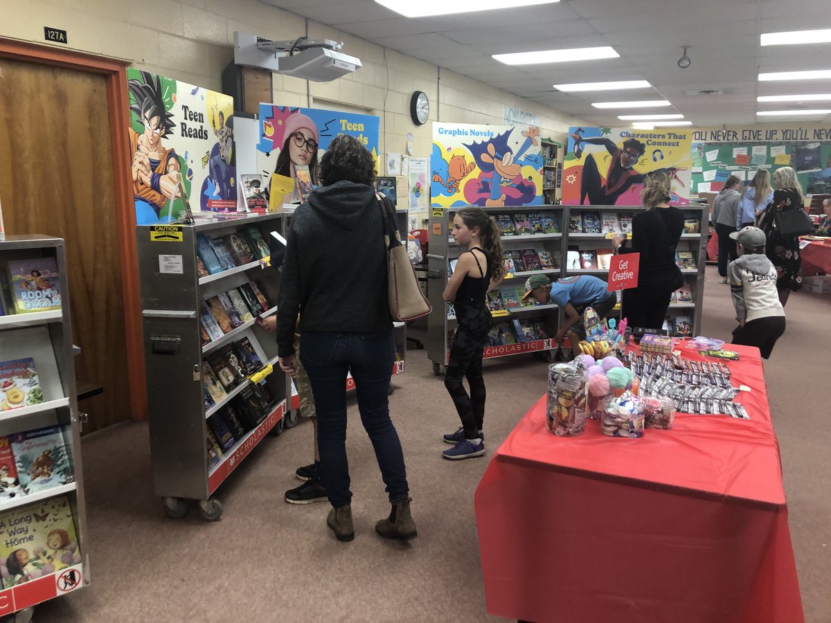 Megan Francis (@mfrancis031) on Twitter photo Great to see our families <a href="/ForestHillPS/">Forest Hill Public School</a> open house tonight! We are working together to #markitread with <a href="/dyslexia_canada/">Dyslexia Canada</a> and the <a href="/SpringwaterLib/">Springwater Library</a> . Don’t forget to check out the book fair! Great to see our families <a href="/ForestHillPS/">Forest Hill Public School</a> open house tonight! We are working together to #markitread with <a href="/dyslexia_canada/">Dyslexia Canada</a> and the <a href="/SpringwaterLib/">Springwater Library</a> . Don’t forget to check out the book fair!