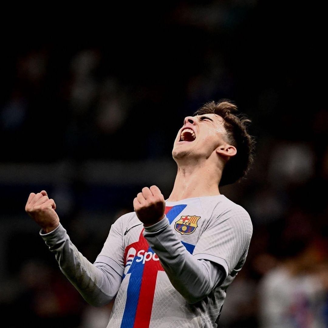 Lets_Barca's tweet photo. A night to forget, dear culers.
Keep your head high and aim for the stars ❤ #InterBarça #UCL https://t.co/4ptOTGBnMM