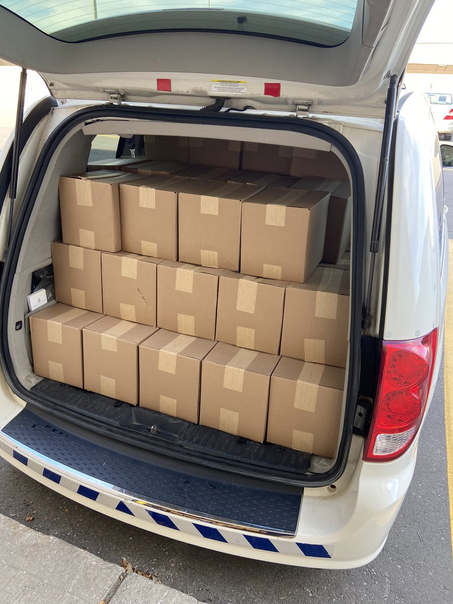 BIG thx to <a href="/globalmedicdmgf/">GlobalMedic</a> for helping us with supporting our #community #Food insecurities. #CentroCulturalLatinoAmericano will be holding a food drive this Friday October 7th from 1pm to 4pm. 1756 Eglinton Ave W