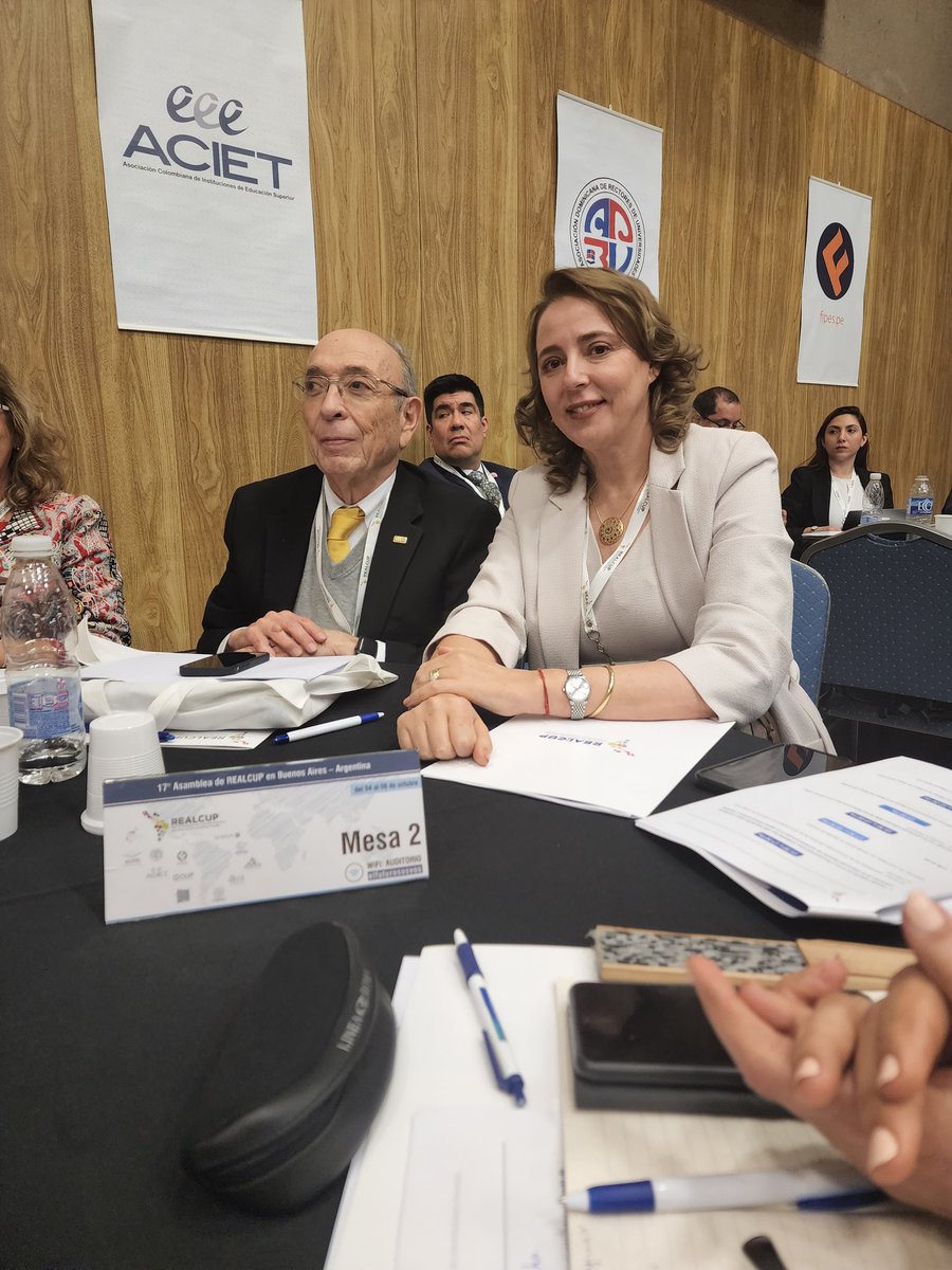 NCzeraniuk's tweet photo. Estamos en la Asamblea de @RealcupALyC compartiendo con autoridades de 12 asociaciones de universidades privadas de 11 países. Representando a @UNAE_Enc y como Vicepresidente de #APUP 🇵🇾 https://t.co/8nGPj40tVY