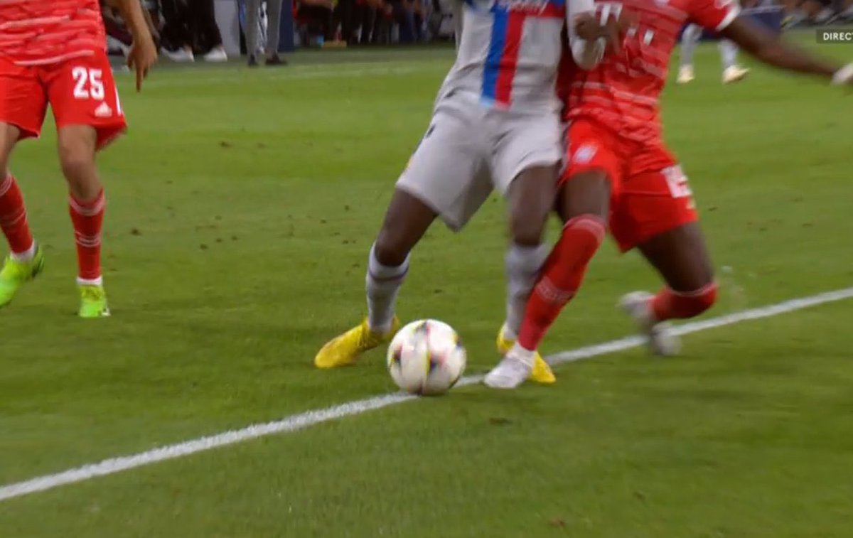 Cómo favorecen al Barça en Europa, eh. Te tienes que reír.