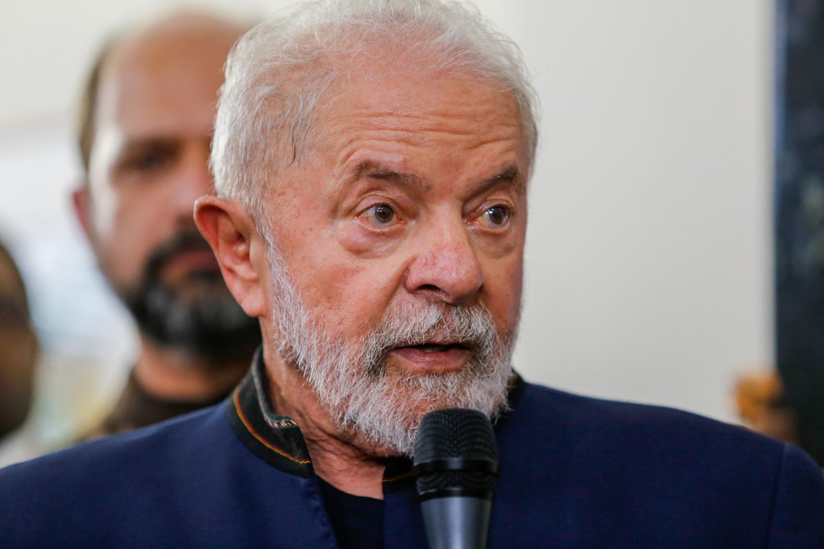 g1's tweet photo. Lula diz que já procurou Simone Tebet para conversar sobre apoio no 2º turno https://t.co/u95nZ7Tlqg #g1 https://t.co/3fCe0q9Y2h