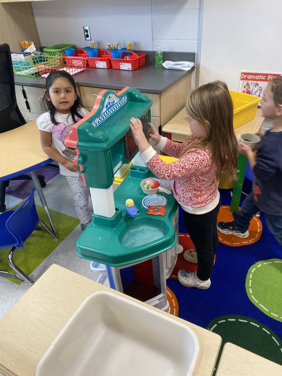 randomly_shawn's tweet image. Grateful for a chance to visit one of our newest PreK classrooms with @jenni_hammer this week! Awesome work to to support some of our youngest learners!