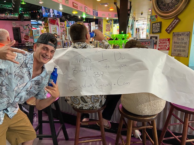 DickSez's tweet photo. Dick's Last Resort: Eat Drink Laugh
.
.
.
#DicksPics #DicksLastResort #DicksFunny #MeatInYourMouth #BadManners https://t.co/Dger8fvW70