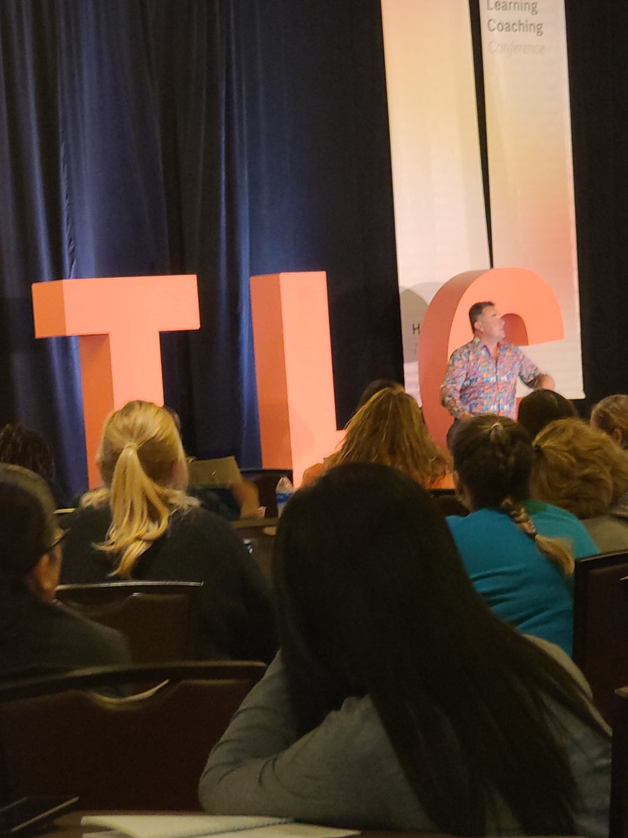 The one the only <a href="/ChristianvN/">C J van Nieuwerburgh</a> closing out the amazing #TLC2022 conference!! <a href="/CoachingPD/">Instructional Coaching Group</a> "Leaders have to prioritize educator flourishing... educators need to receive recognition and acknowledgement to flourish 🌷"