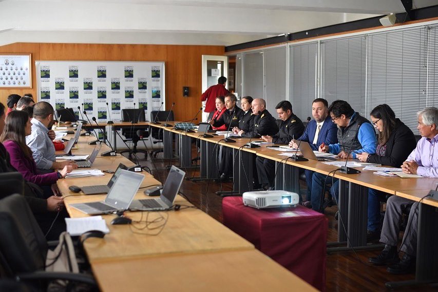 jvalencialab's tweet photo. UNA NUEVA OPORTUNIDAD de representar a @coronelmuni y a nuestro alcalde @borischamorrocl en la Comisión Regional de Uso del Borde Costero (CRUBC) esta vez exponiendo argumentos de rechazo a proyecto extracción de áridos y de terminal que Copec insiste instalar en nuestra ciudad. https://t.co/b7MSWN5lQ4