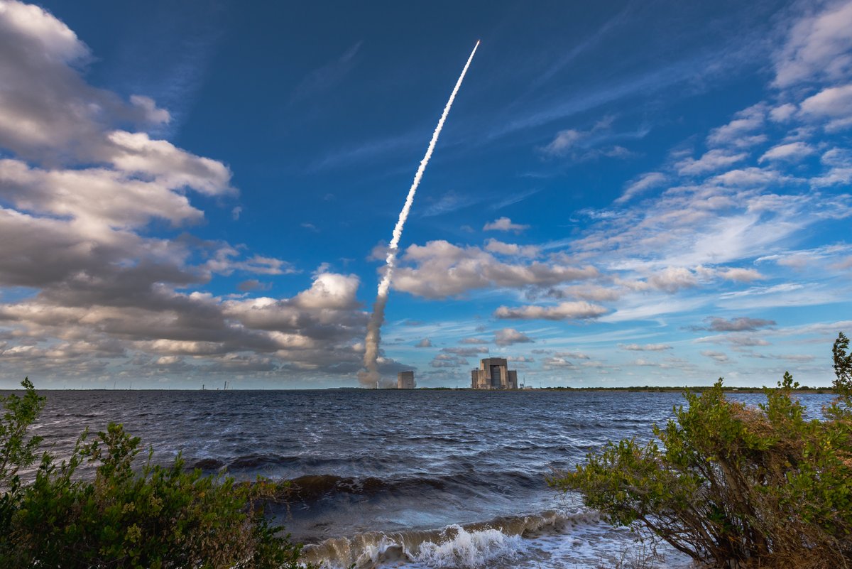 SLDelta45's tweet image. This evening&apos;s ATLAS V SES launch marks the 50th in the past 365 days! I am continuously humbled to serve alongside the incredible Airmen and Guardians of SLD 45. Thank you for enabling us to #SetThePaceForSpace from AATS and the Eastern Range. -Shark 1