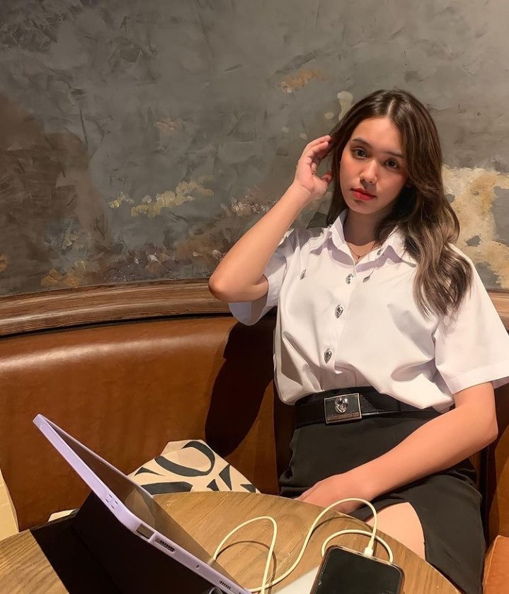 สาวหน้าเย็ด on Twitter: "รุ่นน้องรร.เก่า สวย น่ารัก หุ่นดี …