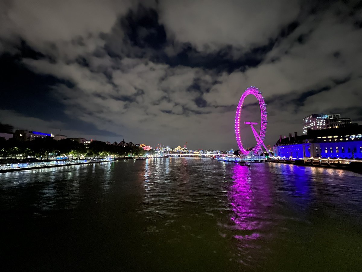 Thathungryman's tweet photo. What a stunning view! #London https://t.co/tKk0dLTmUy