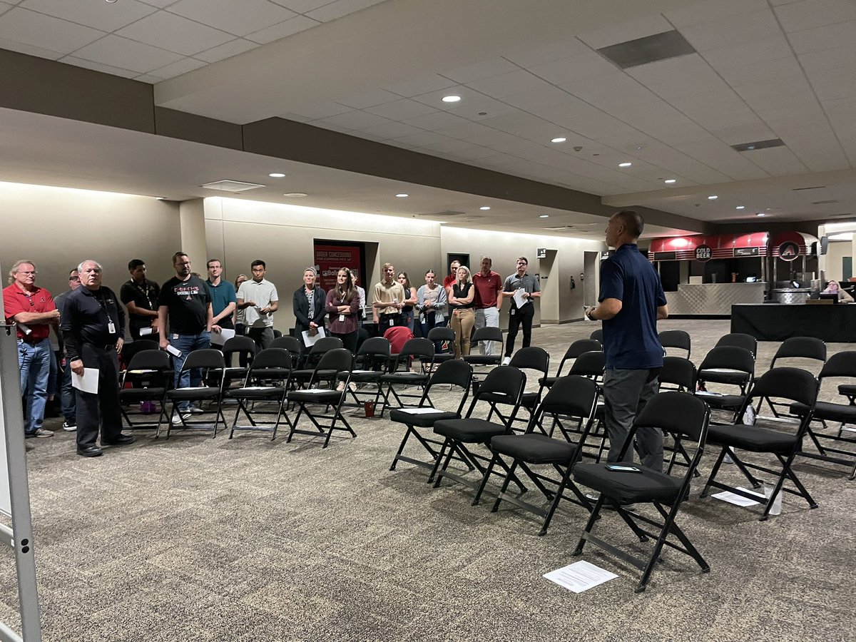 Huddle Up tweet media