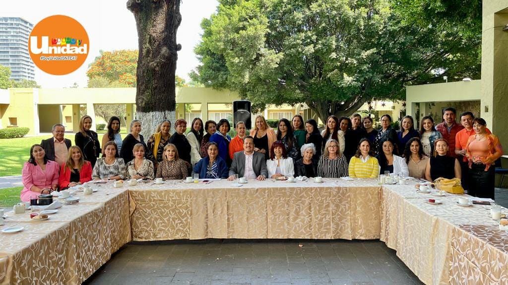 UnidadSNTE47's tweet photo. Reunión de trabajo para fortalecer el plan de acción de nuestra planilla #Unidad convivimos con el nivel de preescolar 
#SoyUnidadSnte47 https://t.co/uuiaZNy1Wc