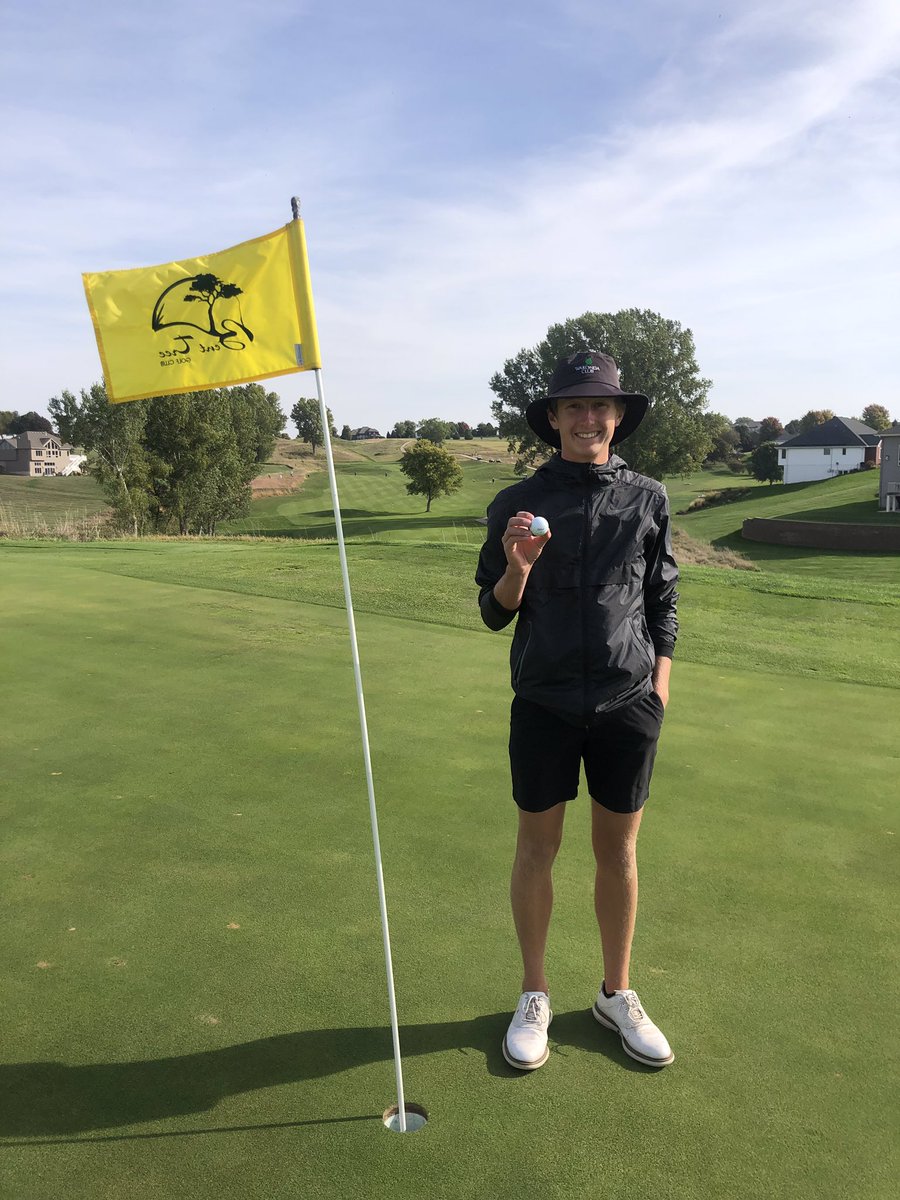 IHSboysgolf's tweet photo. Also congrats to Preston Bily for hitting a hole in 1 on his second hole today! https://t.co/FB3vrVqu8N