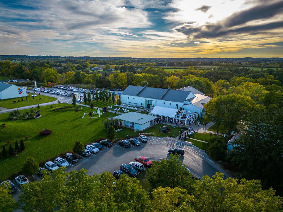 What a beautiful evening at the stunning @13thstreetwinery for our Business After 5 event powered by <a href="/Meridiancu/">Meridian CU</a> the perfect setting to allow our members the opportunity to meet the mayoral candidates before the upcoming municipal election