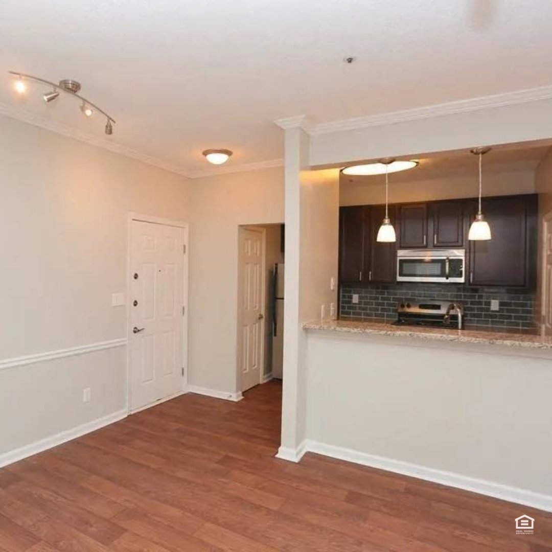 Park Summit Apts tweet media