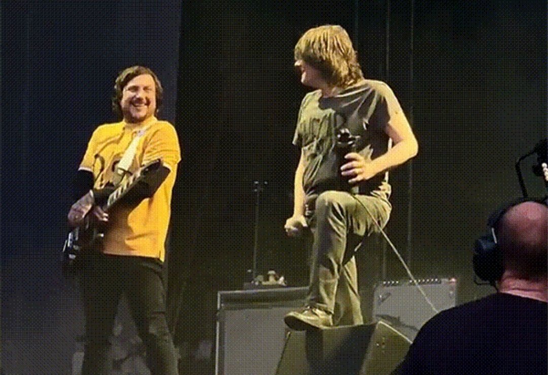 Arod_a_'s tweet photo. "Do you wanna get matching tattoos, have the same haircut, go steady, and just be friends so we can fuck everyone else who looks just like us, thinks like us, and feels like us too?"

F&amp;G matching/sharing outfits &amp; combining colors during the tour? Idk just open this ig

A thread https://t.co/EBQD5qUwAs