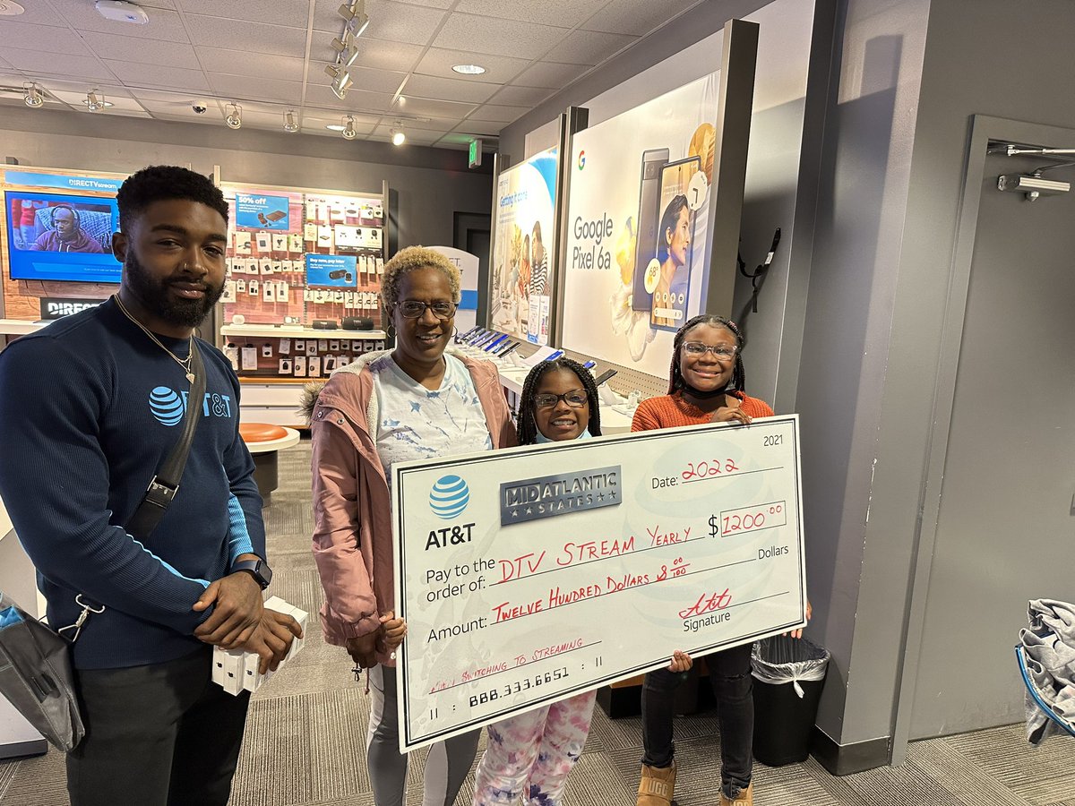 Bart Scratch (@bartystarter) on Twitter photo My Boy Malik saving people money already, hasn’t even been out of training a full month!! #Dtvstream <a href="/CamDunn18/">Cam Dunn</a> <a href="/Mr_Feliciano20/">Erik Feliciano</a> <a href="/jillmill321/">Jillian Miller</a> <a href="/404girl/">Betsy Francis</a> My Boy Malik saving people money already, hasn’t even been out of training a full month!! #Dtvstream <a href="/CamDunn18/">Cam Dunn</a> <a href="/Mr_Feliciano20/">Erik Feliciano</a> <a href="/jillmill321/">Jillian Miller</a> <a href="/404girl/">Betsy Francis</a>
