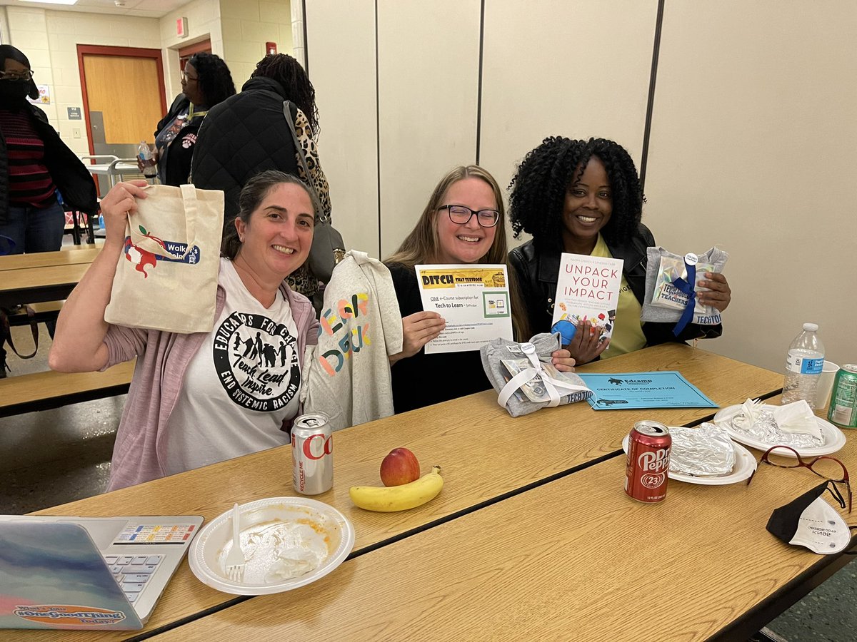 EdCampWkrsPoint's tweet photo. Thank you to the many sponsors of #edcampwalkerspoint that provided prizes and raffle items for our participants! @DitchThatTxtbk @dbc_inc @smartinwi @AMLE @wamle1 @CityForwardCol @gimkit @quizizz @UCCMKE https://t.co/IUIFmTOcHR