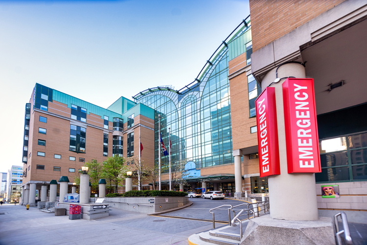 SickKidsNews's tweet photo. Our Emergency Department is currently experiencing extremely high patient volumes and much longer than normal wait times for non-emergent issues. As always, the sickest patients are seen first. https://t.co/hvQbip4Phm