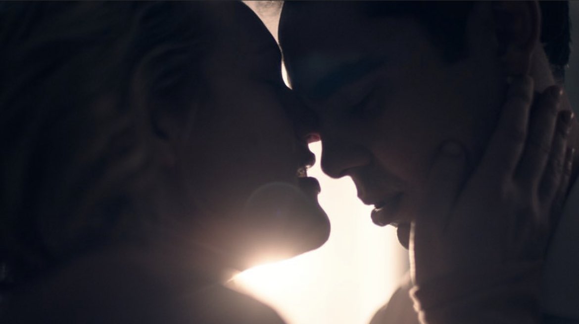 osblainebot's tweet image. Try and be happy, okay?