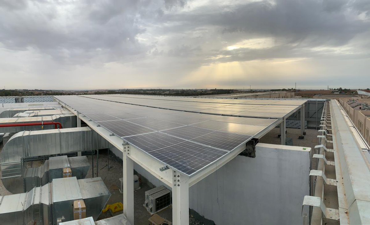 youssefdahib's tweet photo. Mission accomplie 620 kwc on grid. Bravo à toute l’équipe #npsol https://t.co/coOeTHPMsB
